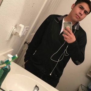 Meet your Posher, Aaron